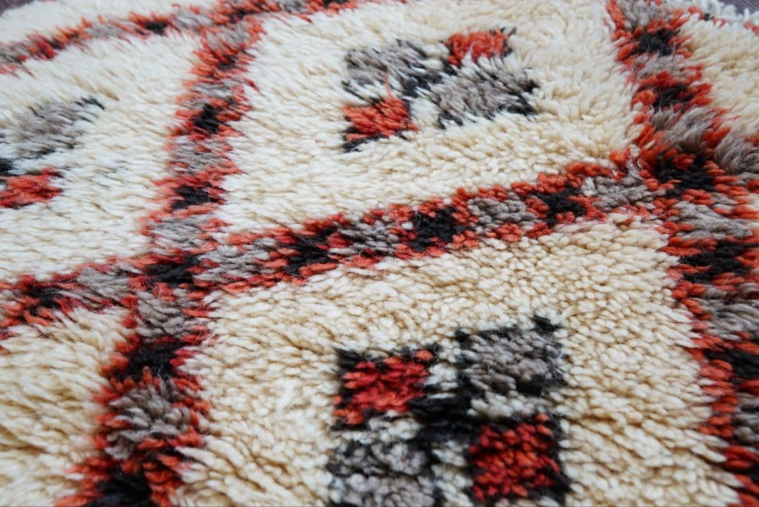 ヴィンテージラグ　モロッコ　手織り絨毯　トライバルラグ