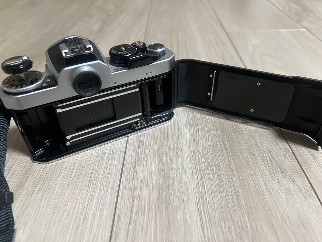 【美品】Nikon FE2 一眼レフカメラ