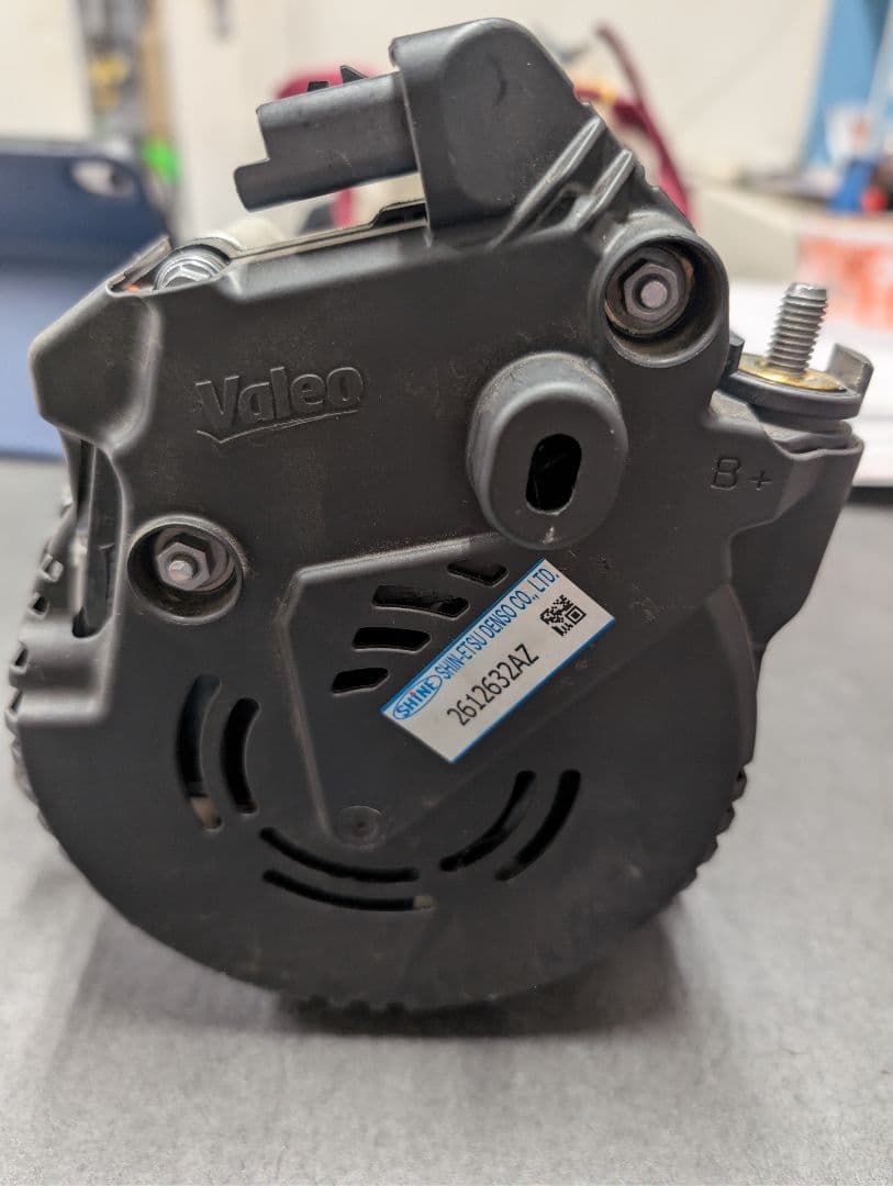 日産　C26　セレナ　オルタネーター　サブスターター