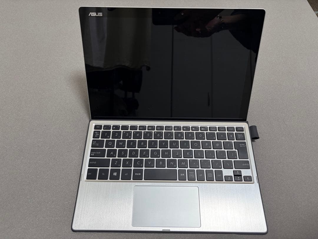 Windowsタブレット本体 T304U ASUS TransBook