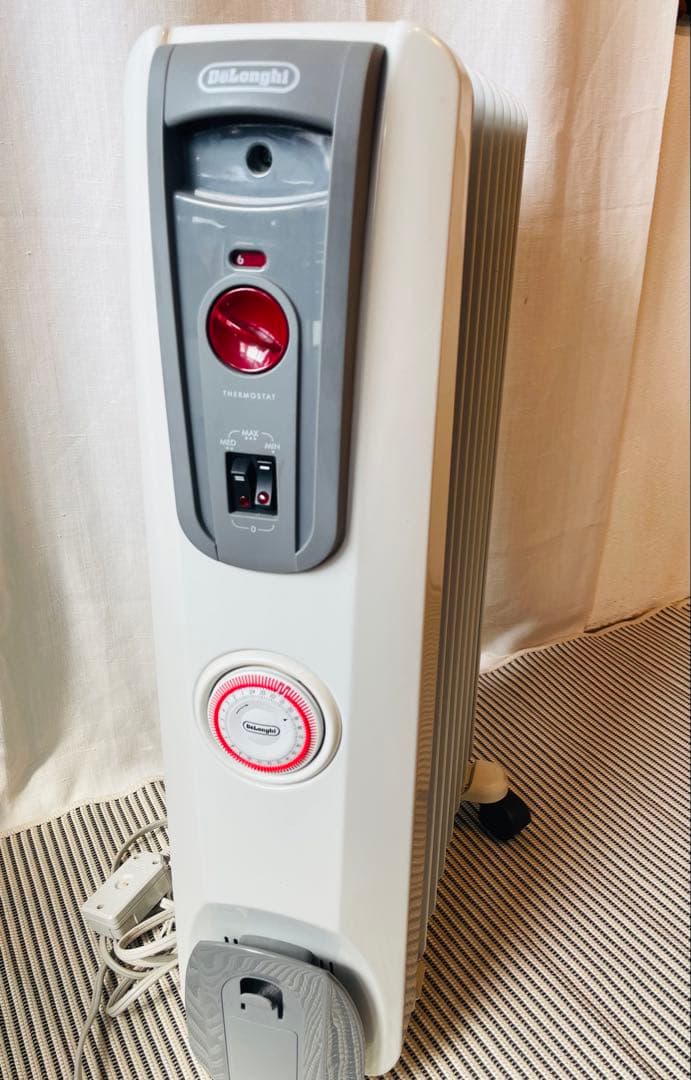 デロンギ オイルヒーター TRD40615G 暖房