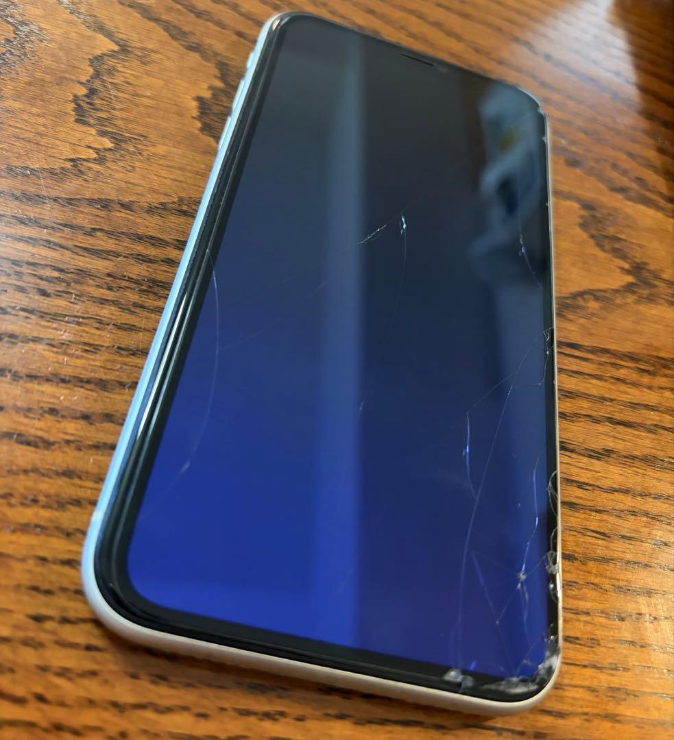 iphone 11 ホワイト 128GB 本体 SIMフリー