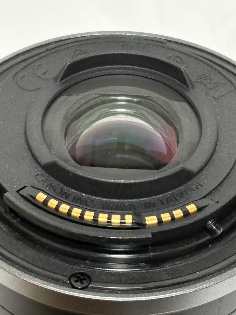 く*ん様 Canon EOS R7 ミラーレス一眼 18-150mmレンズキット