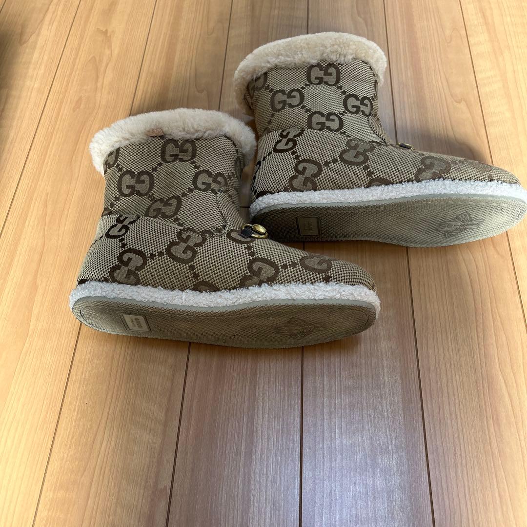 ❤️GUCCIムートンブーツ❤️れお