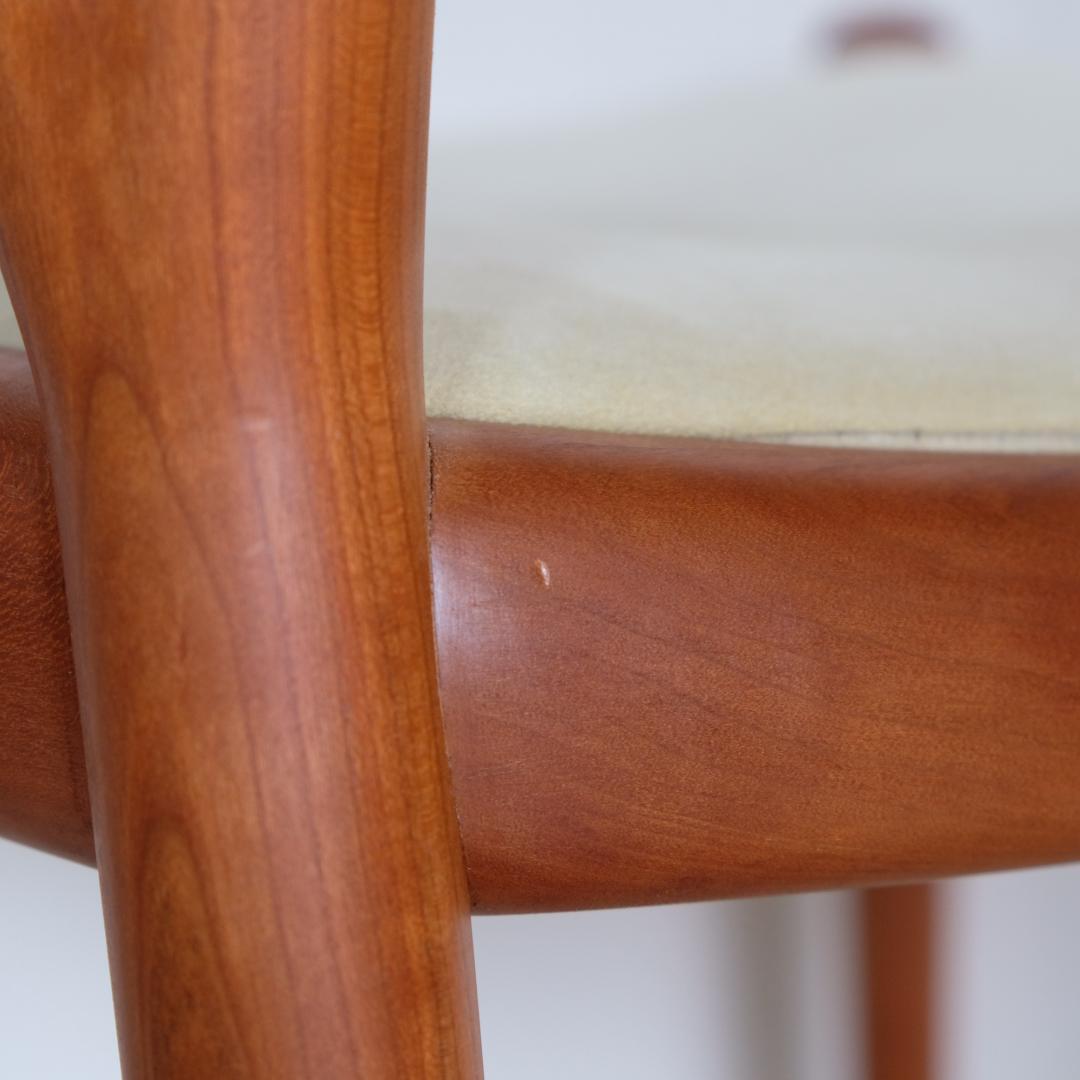 k*2様 【美品｜メンテ済み】Vチェア　家具蔵（KAGURA）　チェリー材②