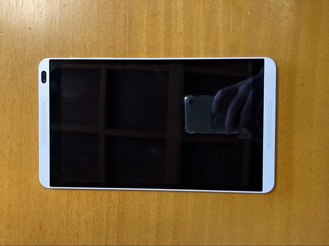 HUAWEI dtab d-01G[16GB] docomo シルバー