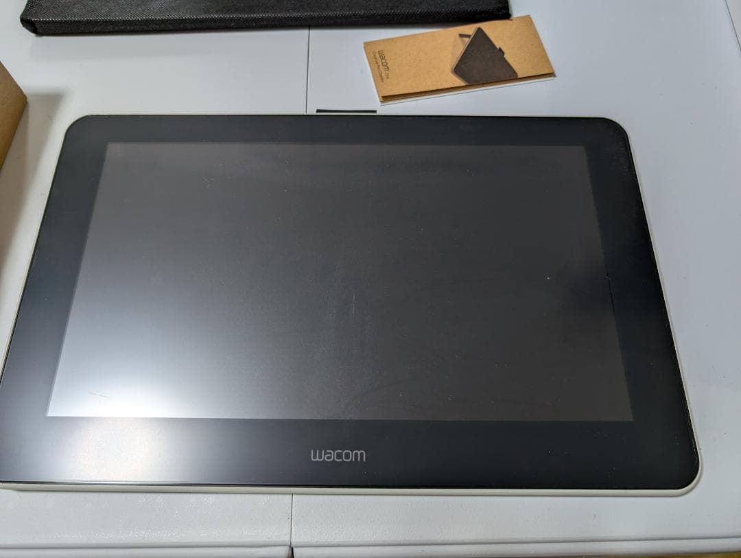 液晶ペンタブレット　Wacom One 本体