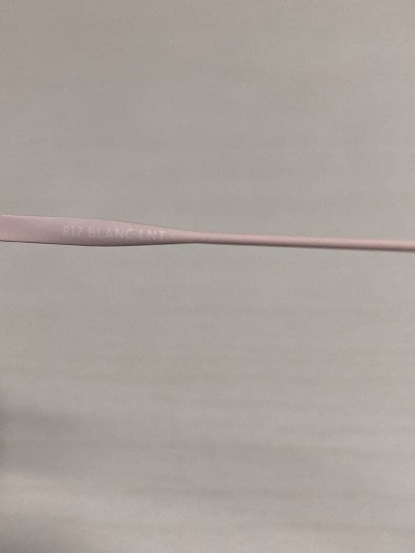 817 blanc lnt サングラス