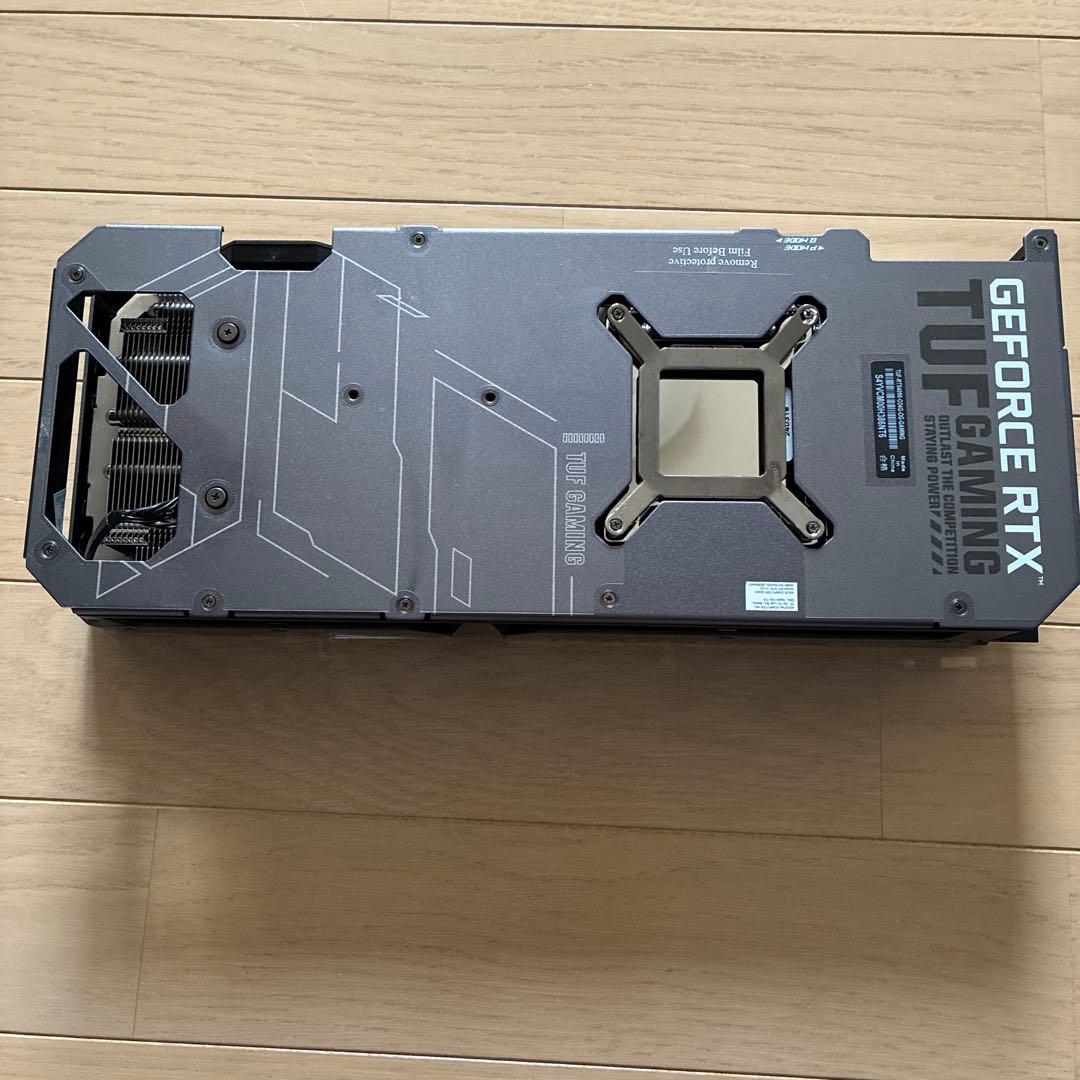 ASUS TUF GAMING RTX 4090 ヒートシンク　ファン　LED
