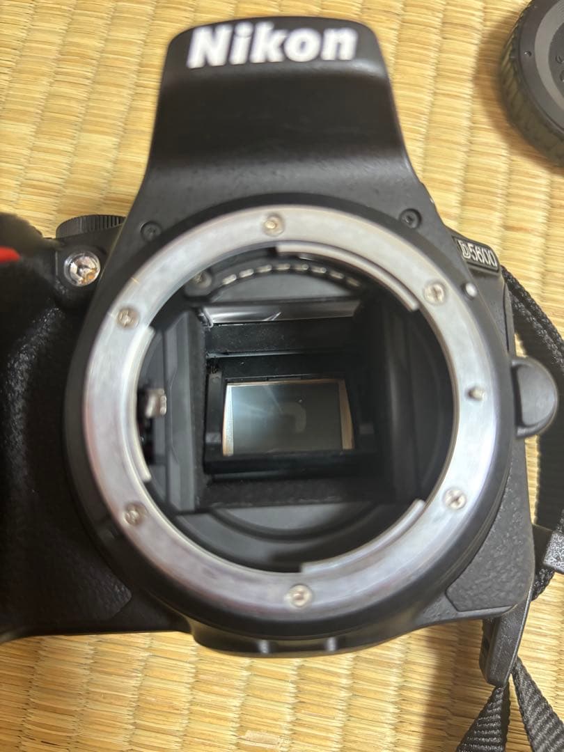 Nikon デジタル一眼レフカメラ　D5600 レンズセット　総撮影回数850枚
