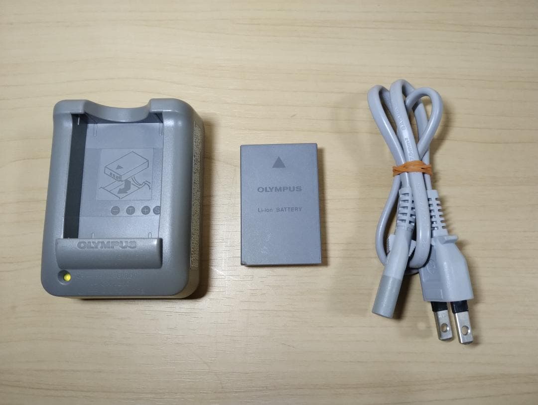 ✨スタイリッシュ✨ OLYMPUS PEN Lite E-PL2 レンズキット