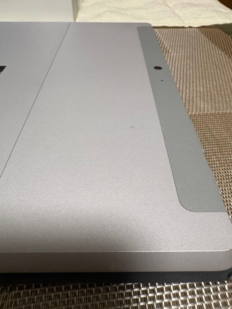 Microsoft Surface Go 本体 + キーボードカバー + ペン