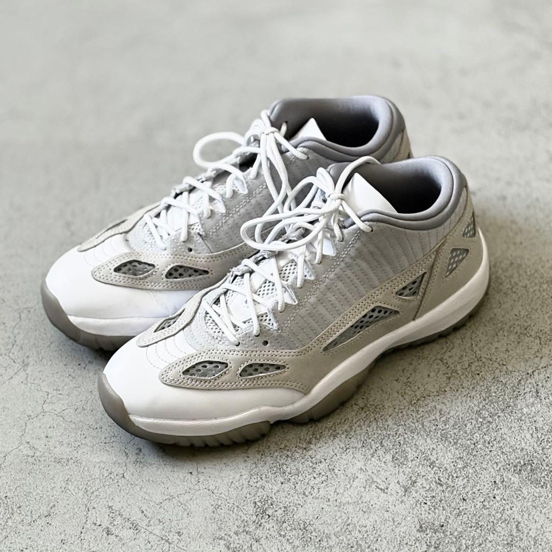 美品！　NIKE Air Jordan 11 retro LOW IE