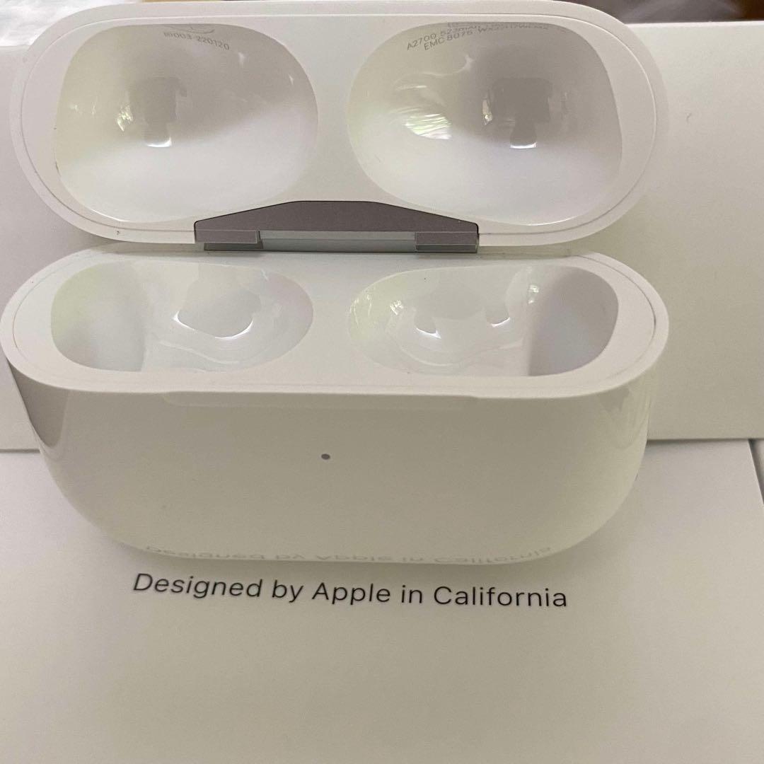 ［正規品］AirPods pro 2 第二世代　ケース　アイポーズ　プロ　充電器