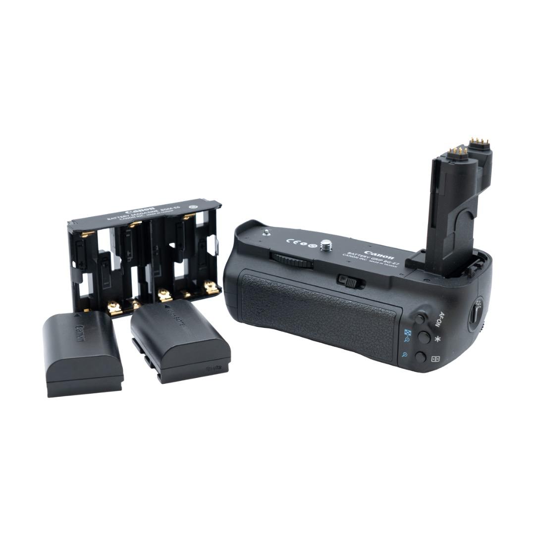 Canon EOS7D デジタル一眼レフカメラ・充電器・バッテリーグリップ付