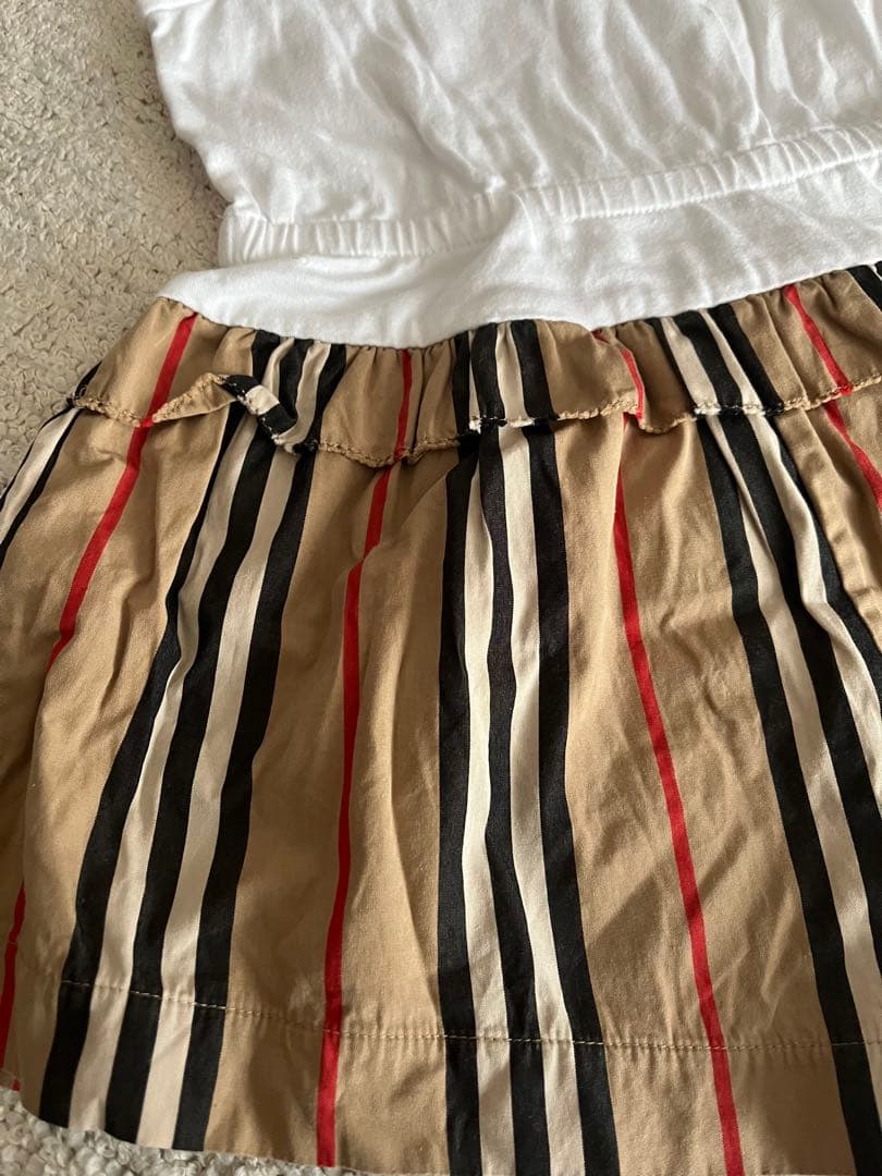 バーバリー　ロンパース　ベビー　90