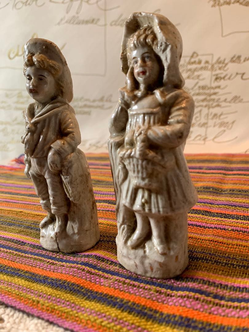 フランス製　アンティーク　ビクトリア調ペアの人形でディテールが細かく魅力的！