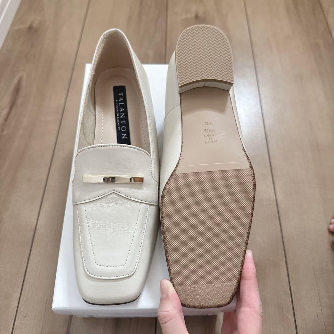 タラントンバイダイアナ　ローファー