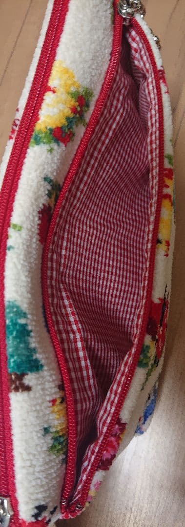 殆んど未使用 フェイラーハイジフォレストフレンズマルチケース&ハンカチ