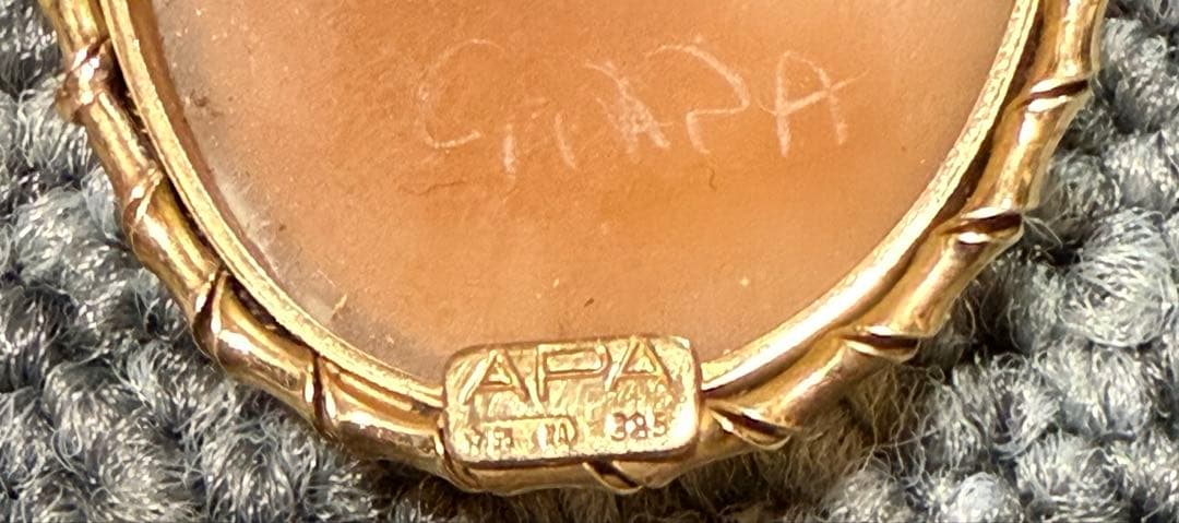 カメオ ブローチ　k14 ペンダントトップ コレクション 刻印あり