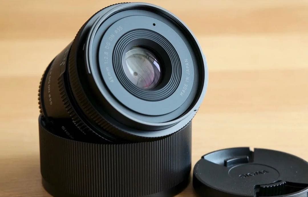 SIGMA 45mm F2.8 DG DN 単焦点レンズ(新品同様)