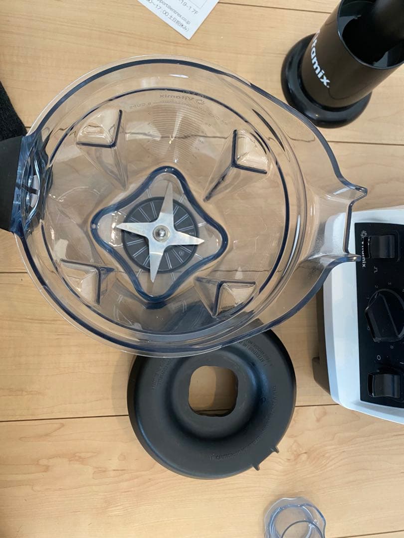 Vitamix ブレンダー ホワイト・ブラックVM0202 バイタミックス　2L