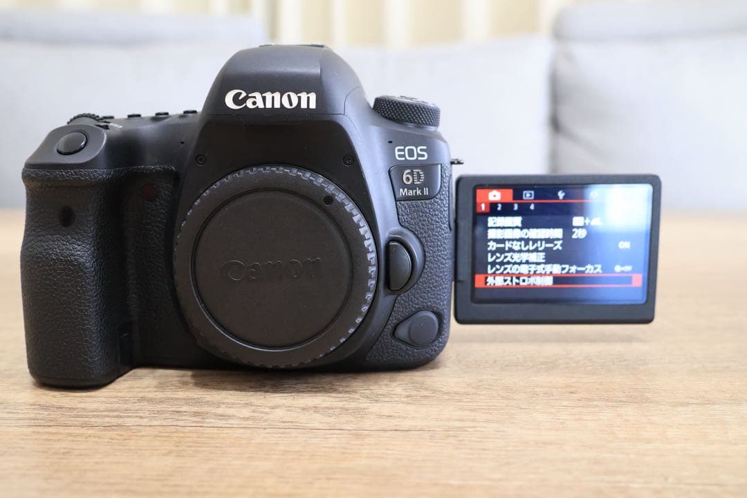 Canon EOS 6D MarkⅡ ボディ フルサイズ一眼レフカメラ