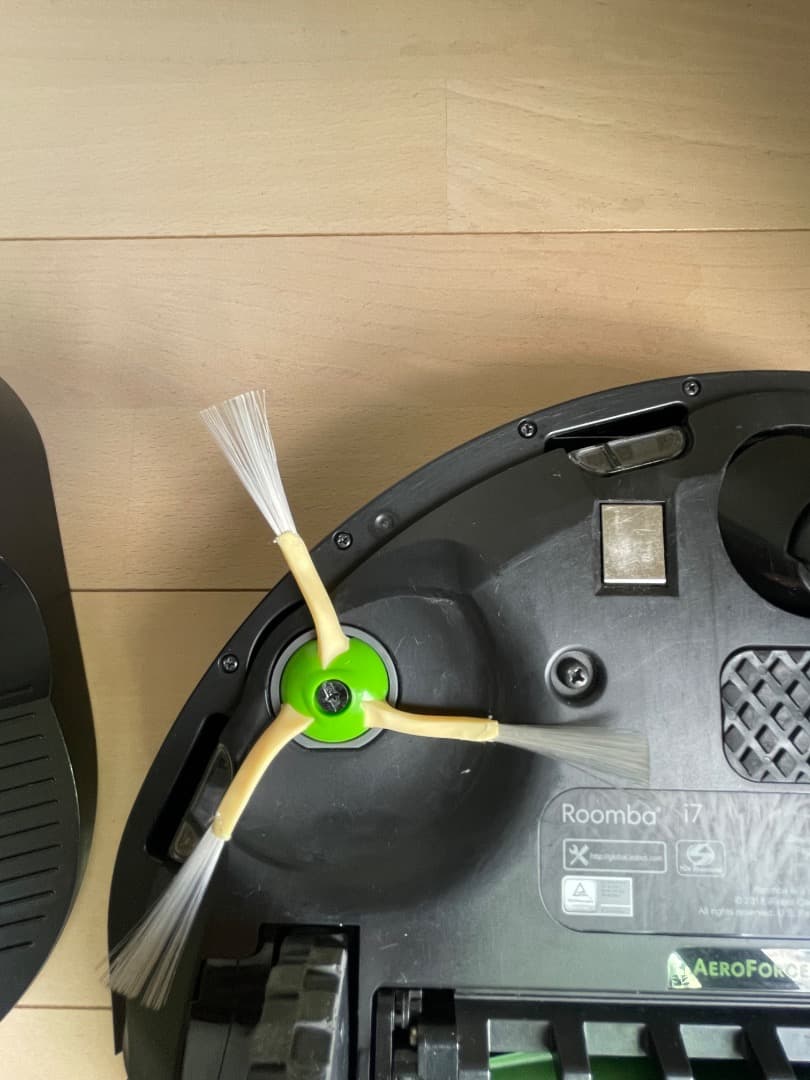 【美品】iRobot ルンバi7+ ロボット掃除機 本体