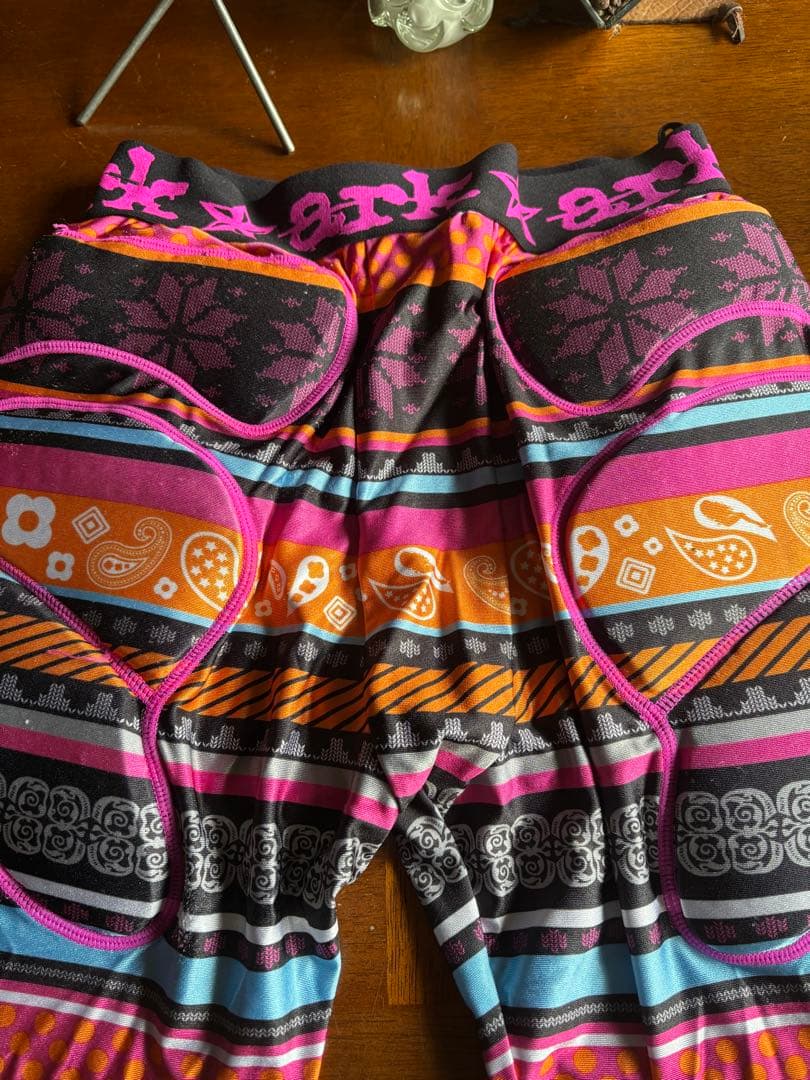 ARK ヒッププロテクター　WLサイズ