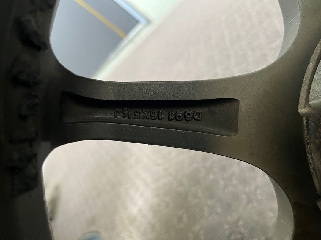 P1レーシング　16インチ　5.5j 軽等に