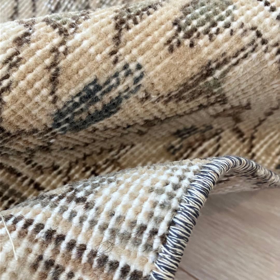 キャラメルベージュ55×119✳︎フラワー　L字デザイン　トルコヴィンテージラグ