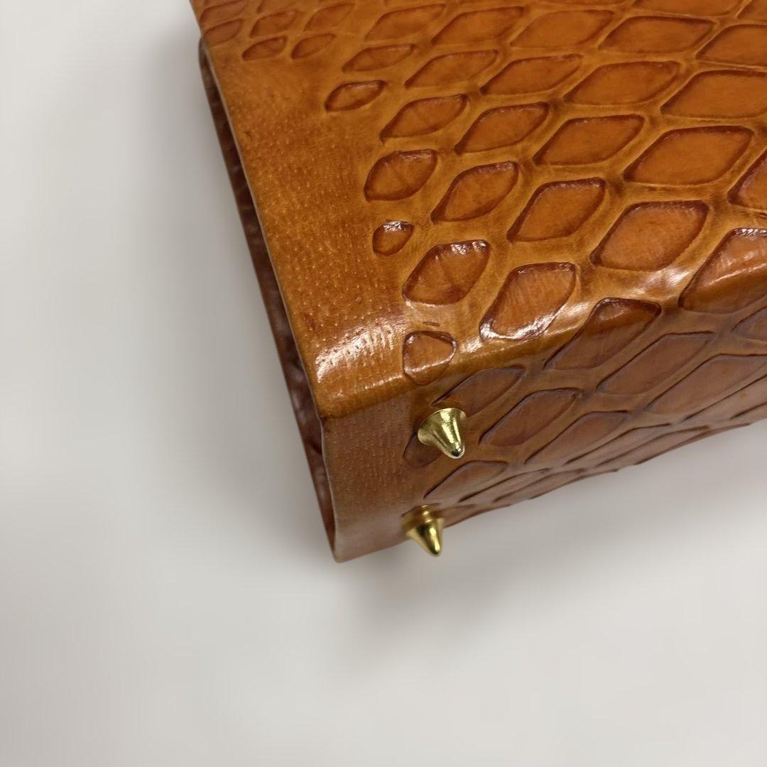 皮　革　バッグ