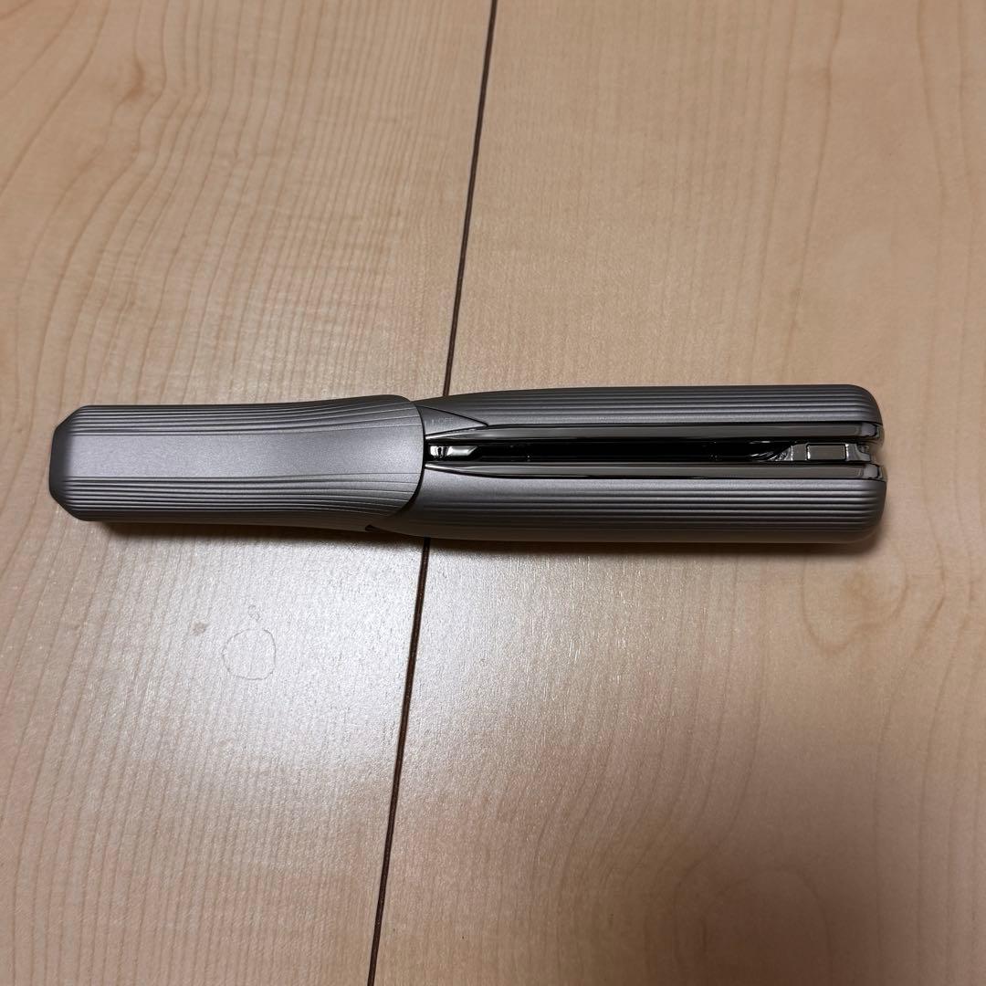 【未使用】リファ フィンガーアイロン ST6 ダークシルバー