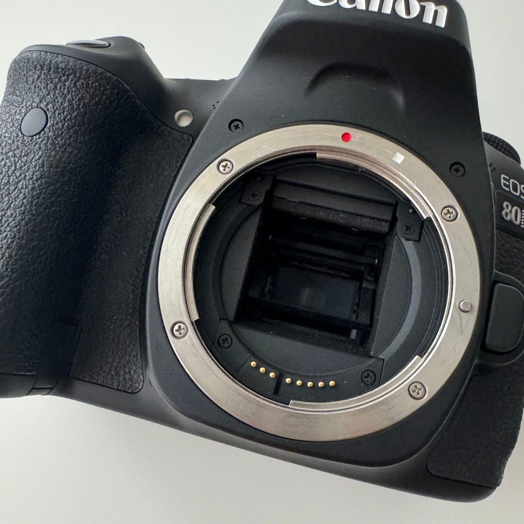 Canon EOS 80D ダブルズームキット 超美品 レンズ2本 キャノン