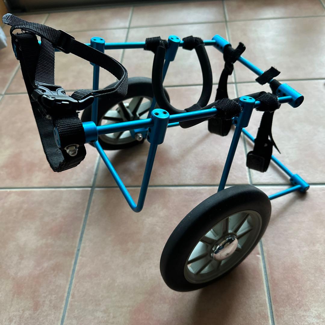 介護　リハビリ犬用車椅子