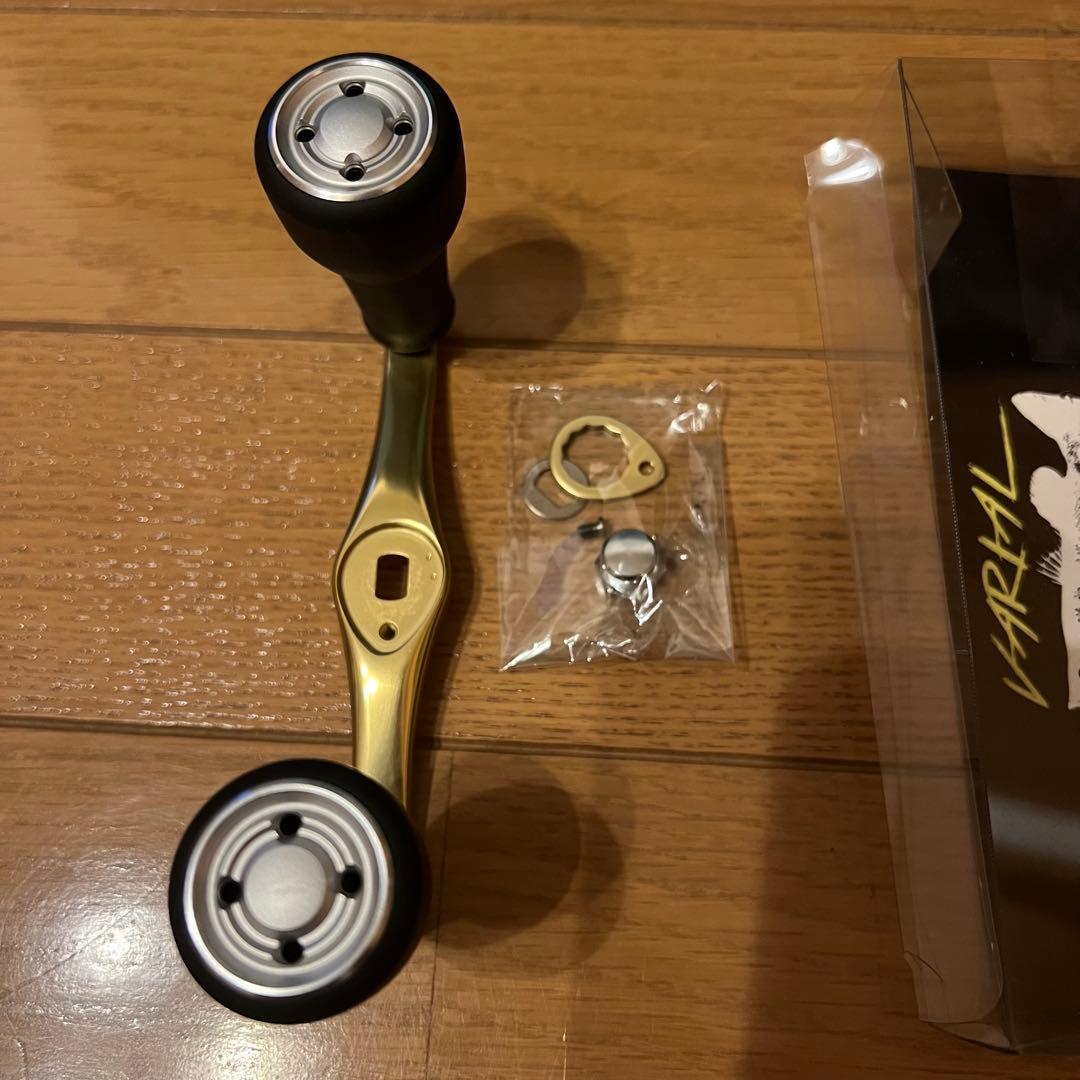 23カルカッタコンクエストMD XGLH ロングハンドル　シマノ