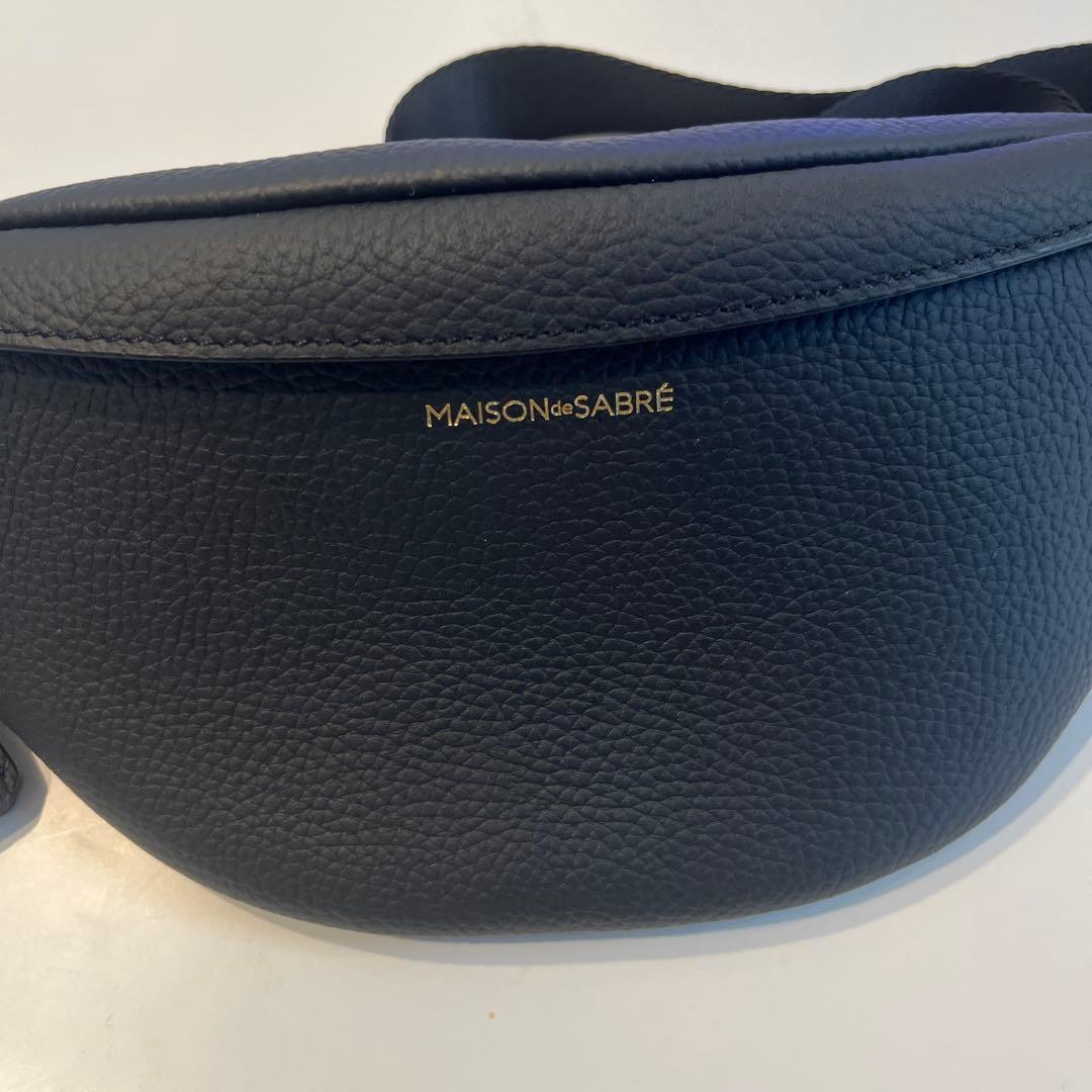 [ほぼ新品] MAISON de SABRÉ レザー スリングバッグ
