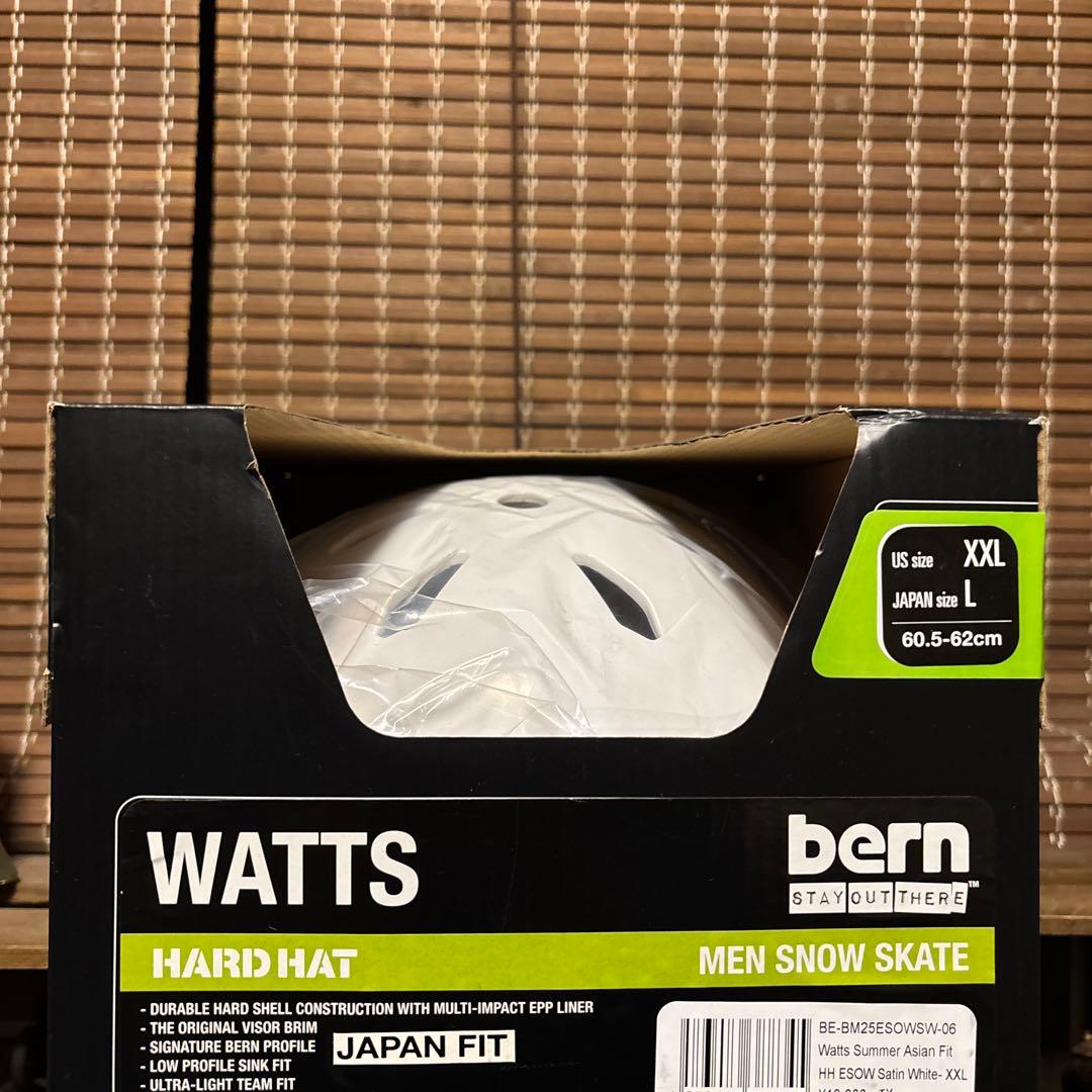Bern バーン　ヘルメットTEAM WATTS 耳当て付き　ゴーグルクリップ