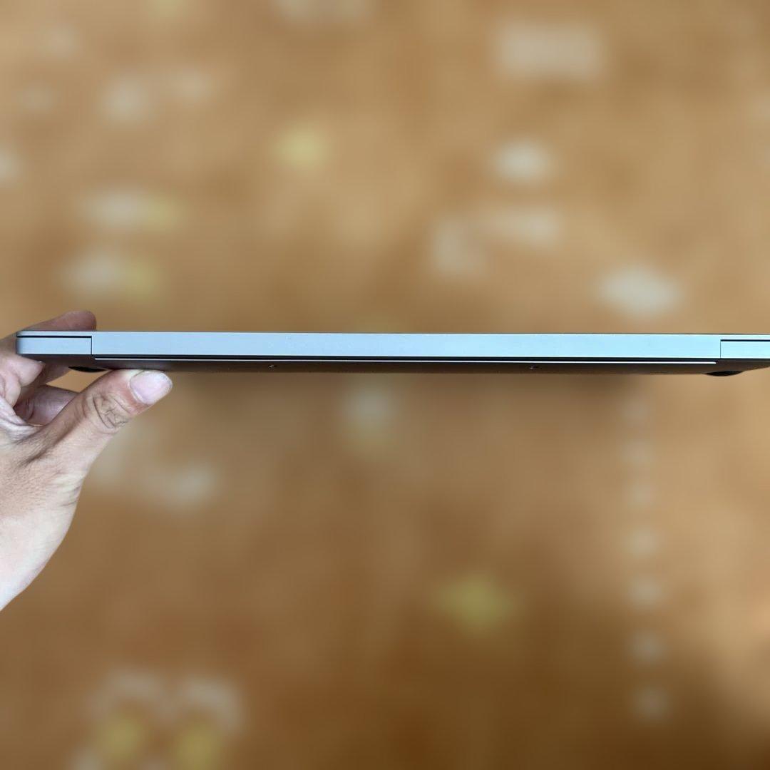 美品MacBook Air 2020 A2337 M1 8/500GB