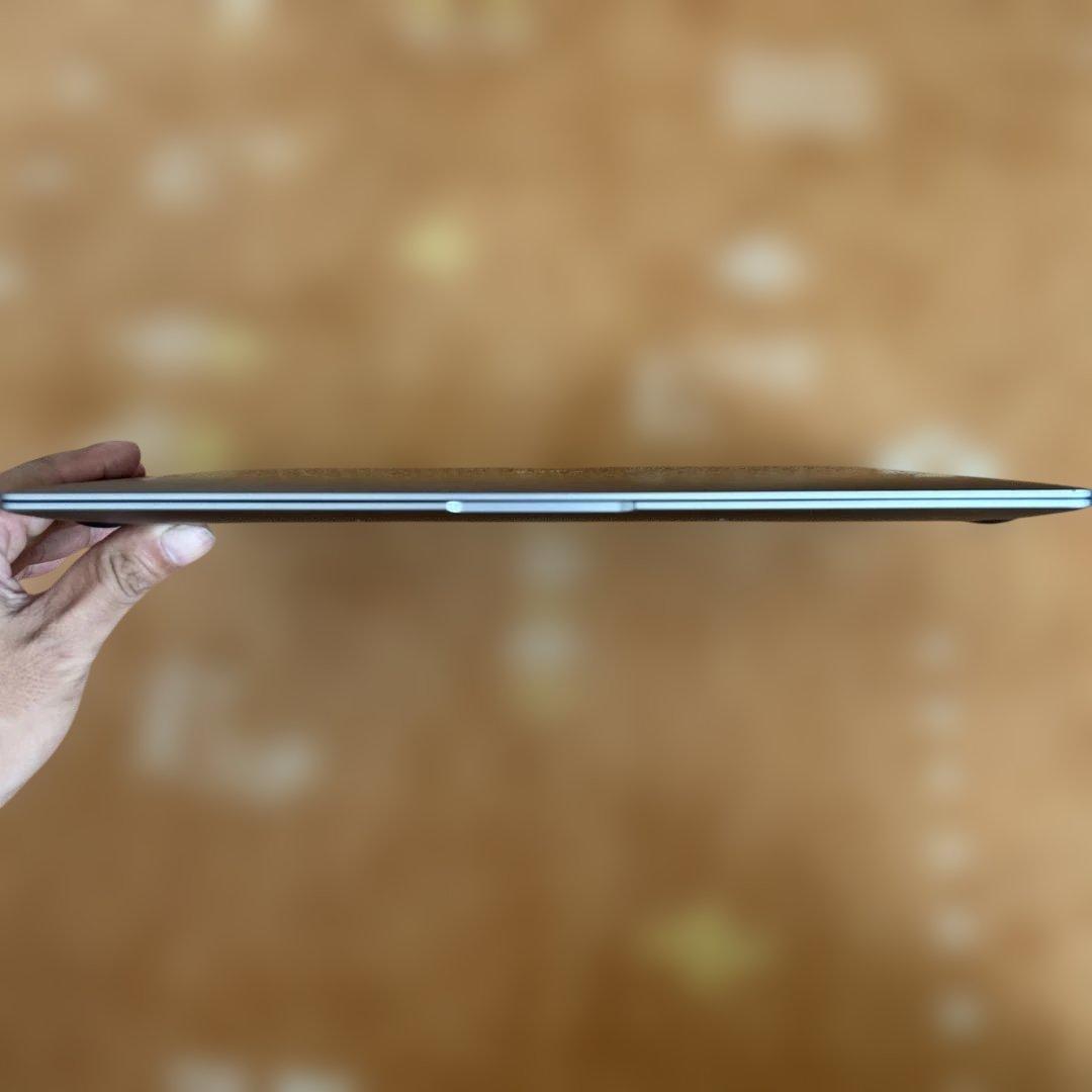 美品MacBook Air 2020 A2337 M1 8/500GB