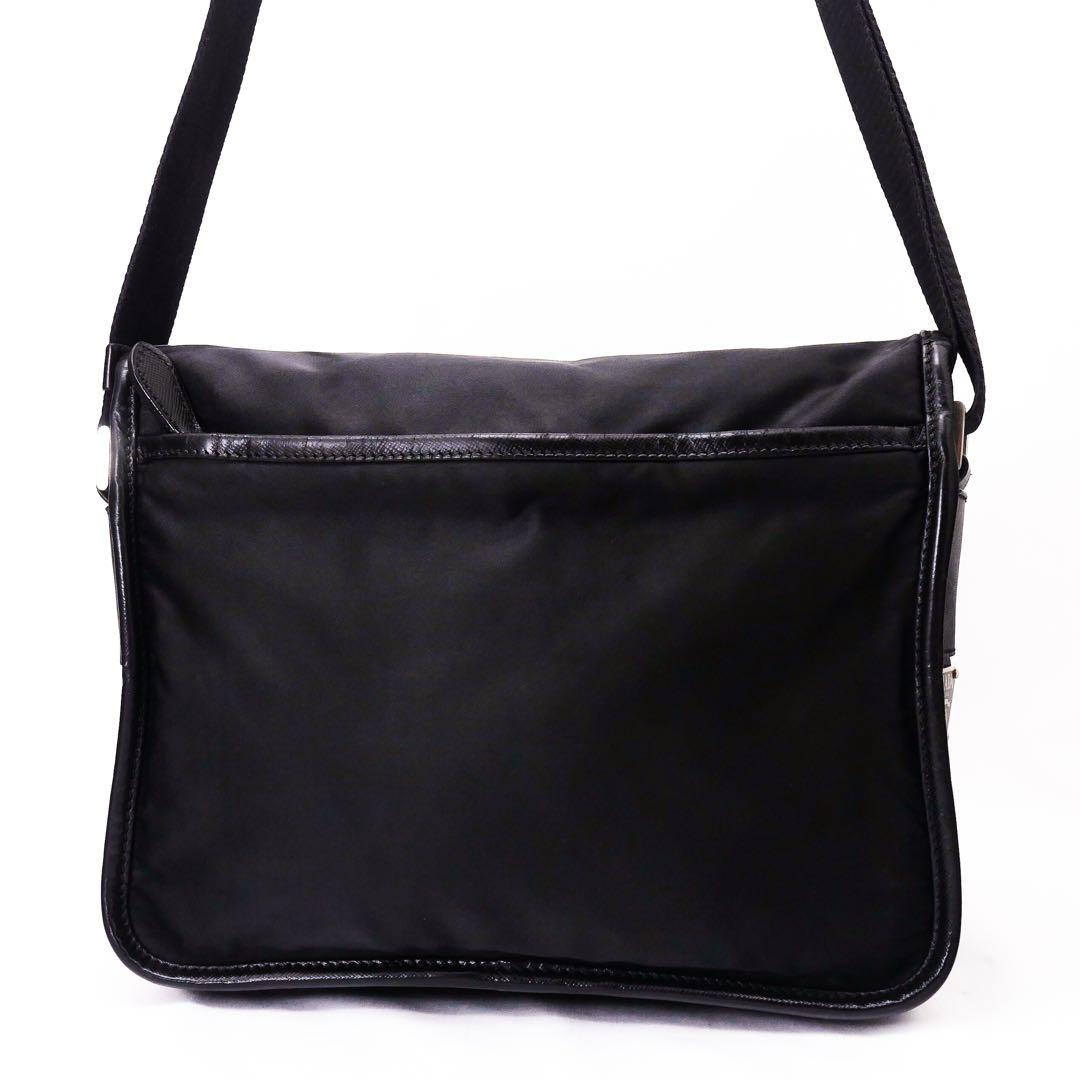 超美品 PRADA プラダ メッセンジャー バッグ ショルダーバッグ 黒 レザー