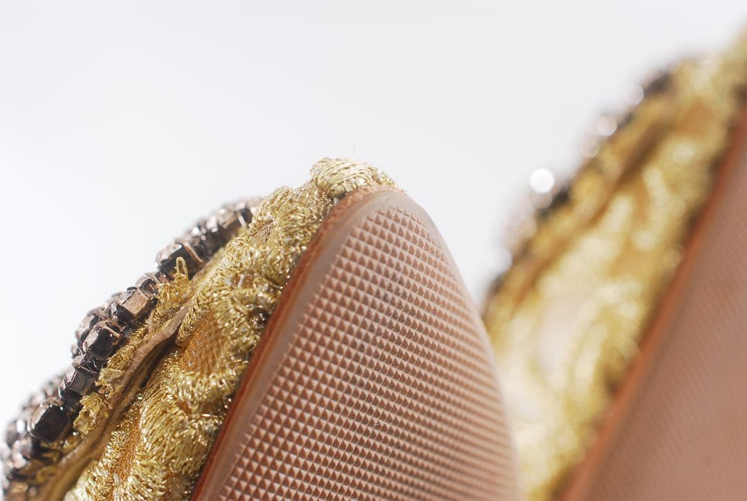 美品 マノロブラニク MANOLO BLAHNIK 23 50周年 ハンギシ