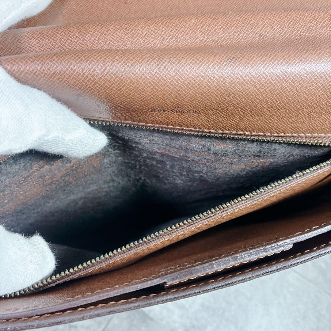 バッグ Louis Vuitton Conseiller Briefcase