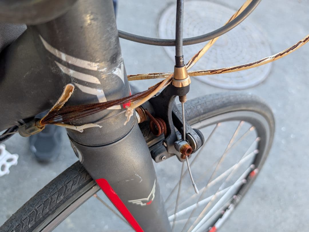 引き取り限定　FELT F95