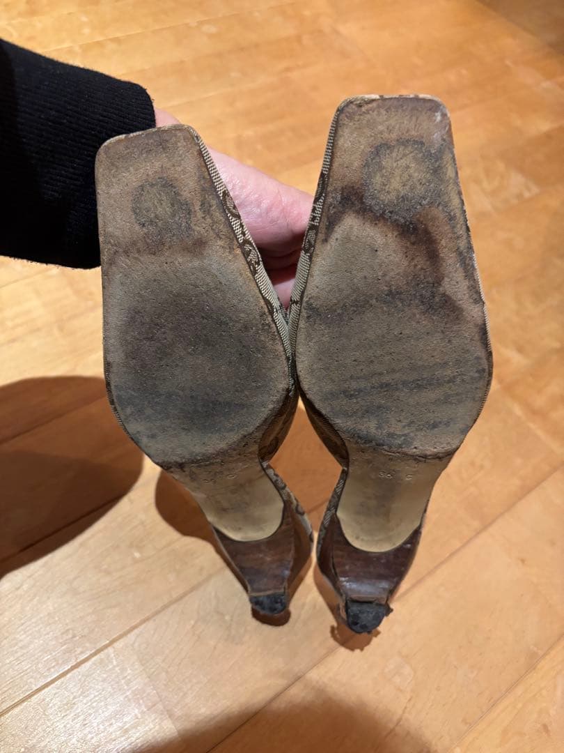 GUCCI スリッパタイプミュール ブラウン系