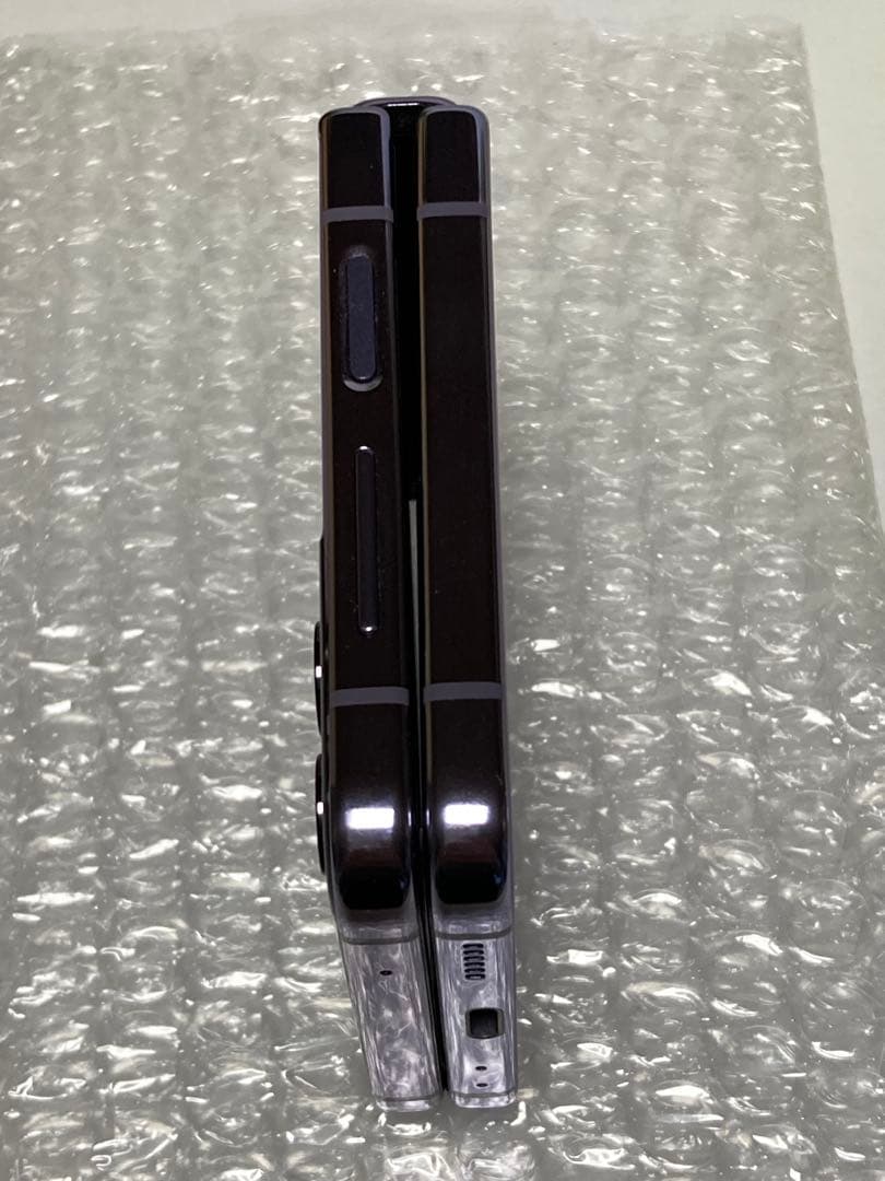 美品 docomo Galaxy Z Flip4 SIMフリー SC-54C⭐️