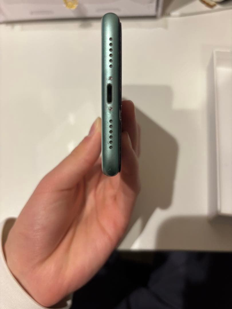 Apple iPhone 11 ミントグリーン 本体 初期化済み