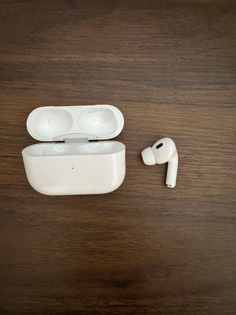 AirPodsPro第2世代（本体＋右耳）