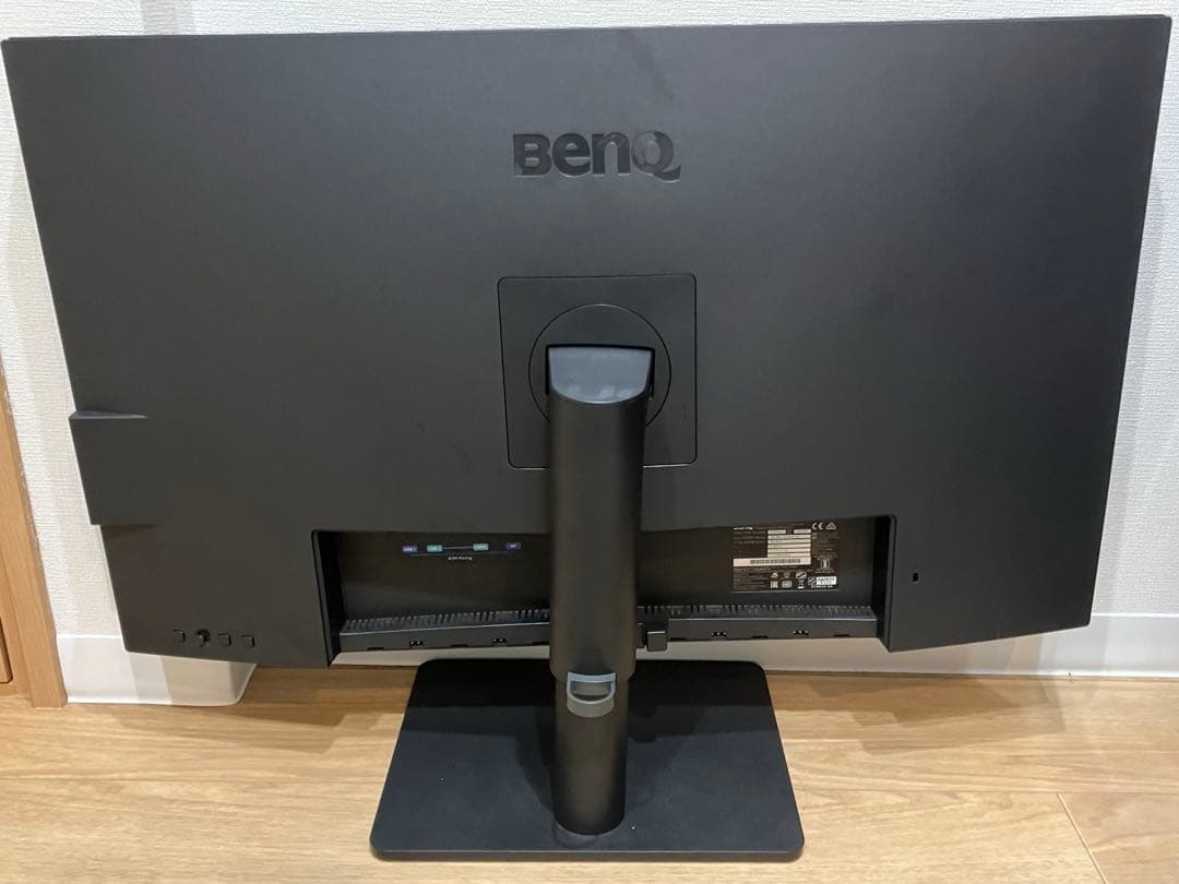 【美品・新品2025/2購入】BenQ PD3205U 31.5インチ