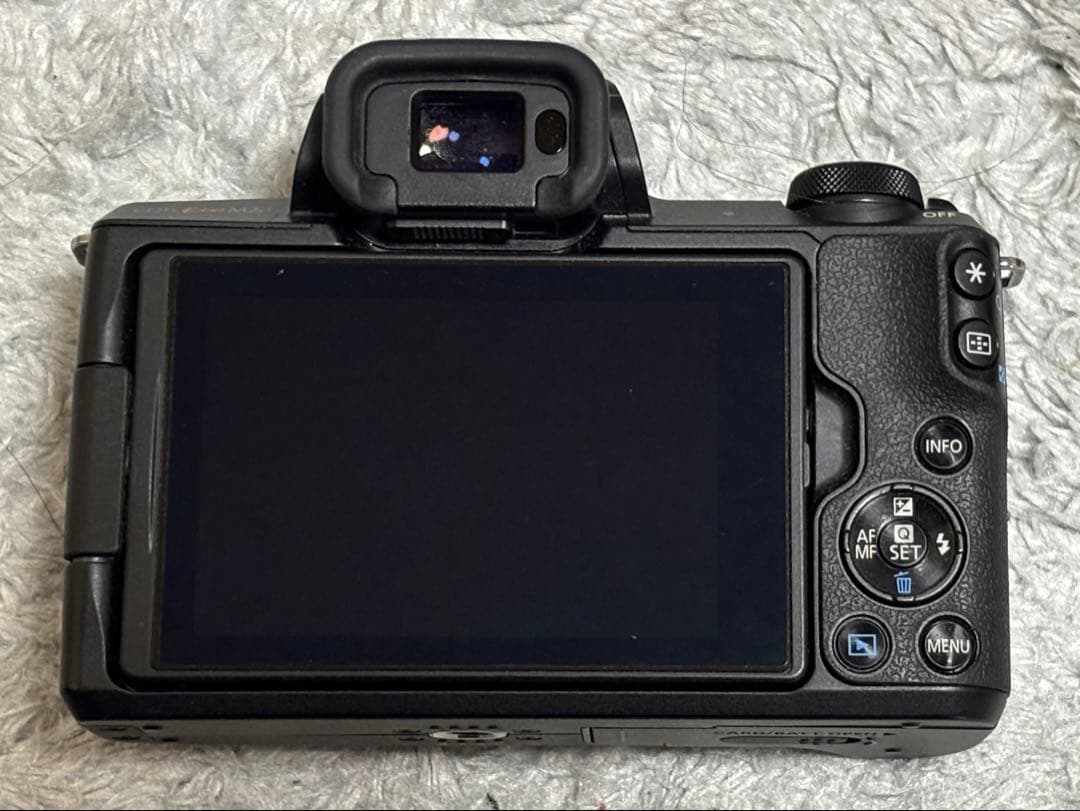 Canon EOS kiss M2 ミラーレス一眼カメラ
